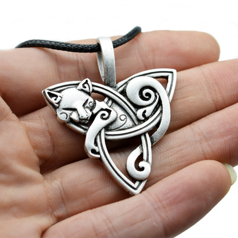 1pcs Men's Large Viking Jewelry Fox Triquetra Fenrir Animal Teen Wolf Necklace Irish Celtics Knot Pendant Amulet Necklace CT526